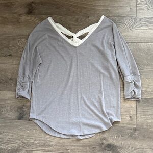 Deletta Gray and Cream V-Neck Long Sleeve Top